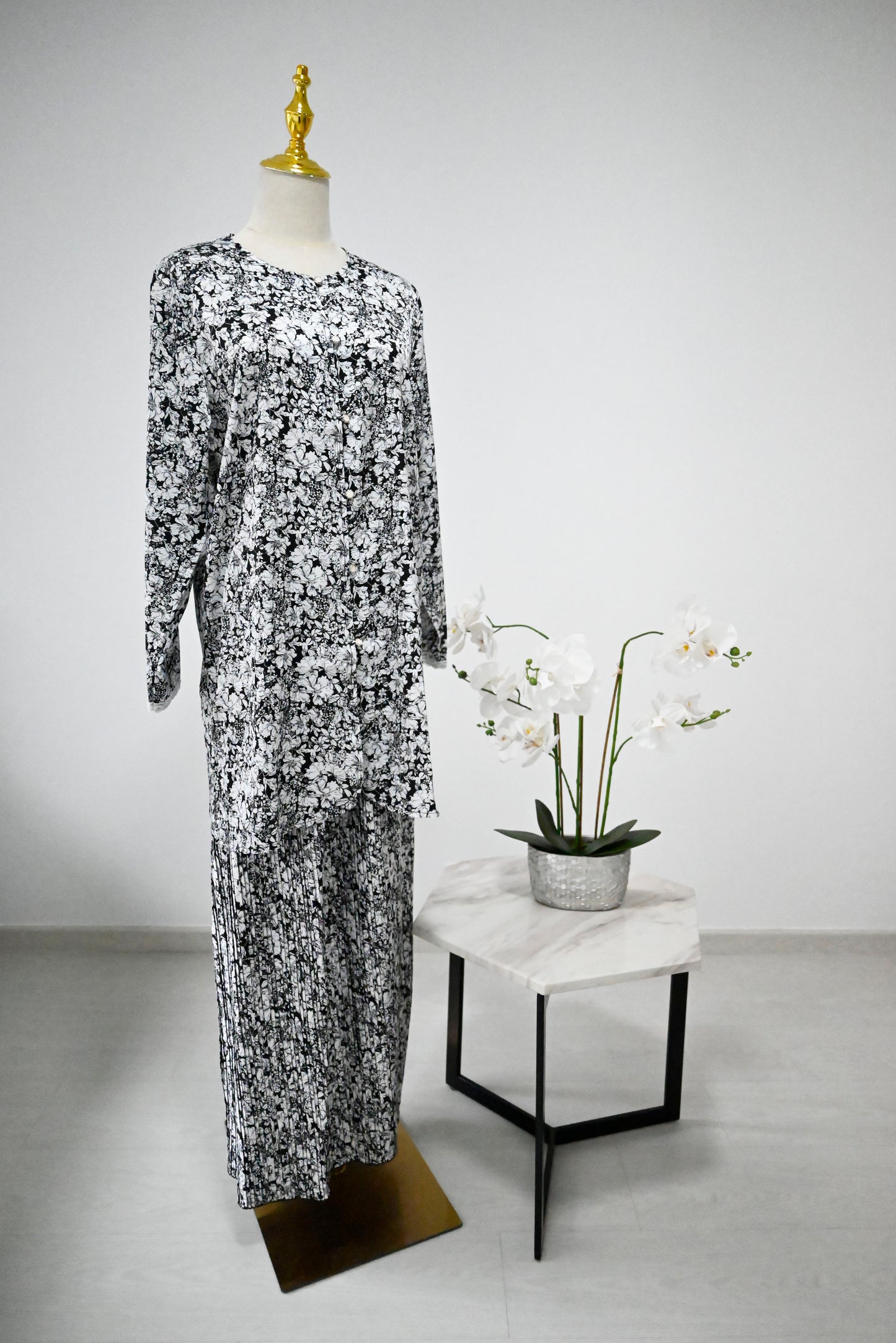 Black Pleated Kurung