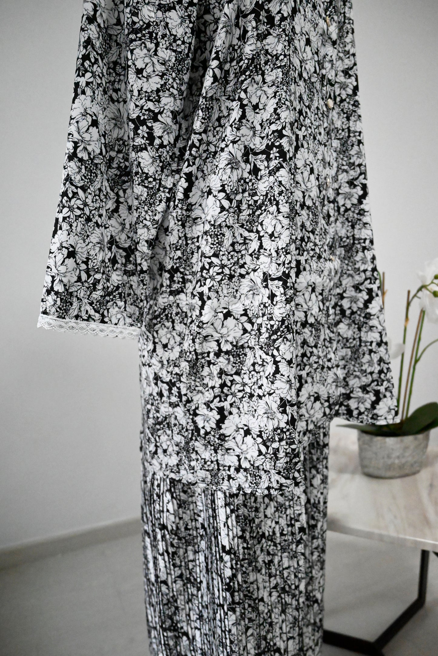 Black Pleated Kurung