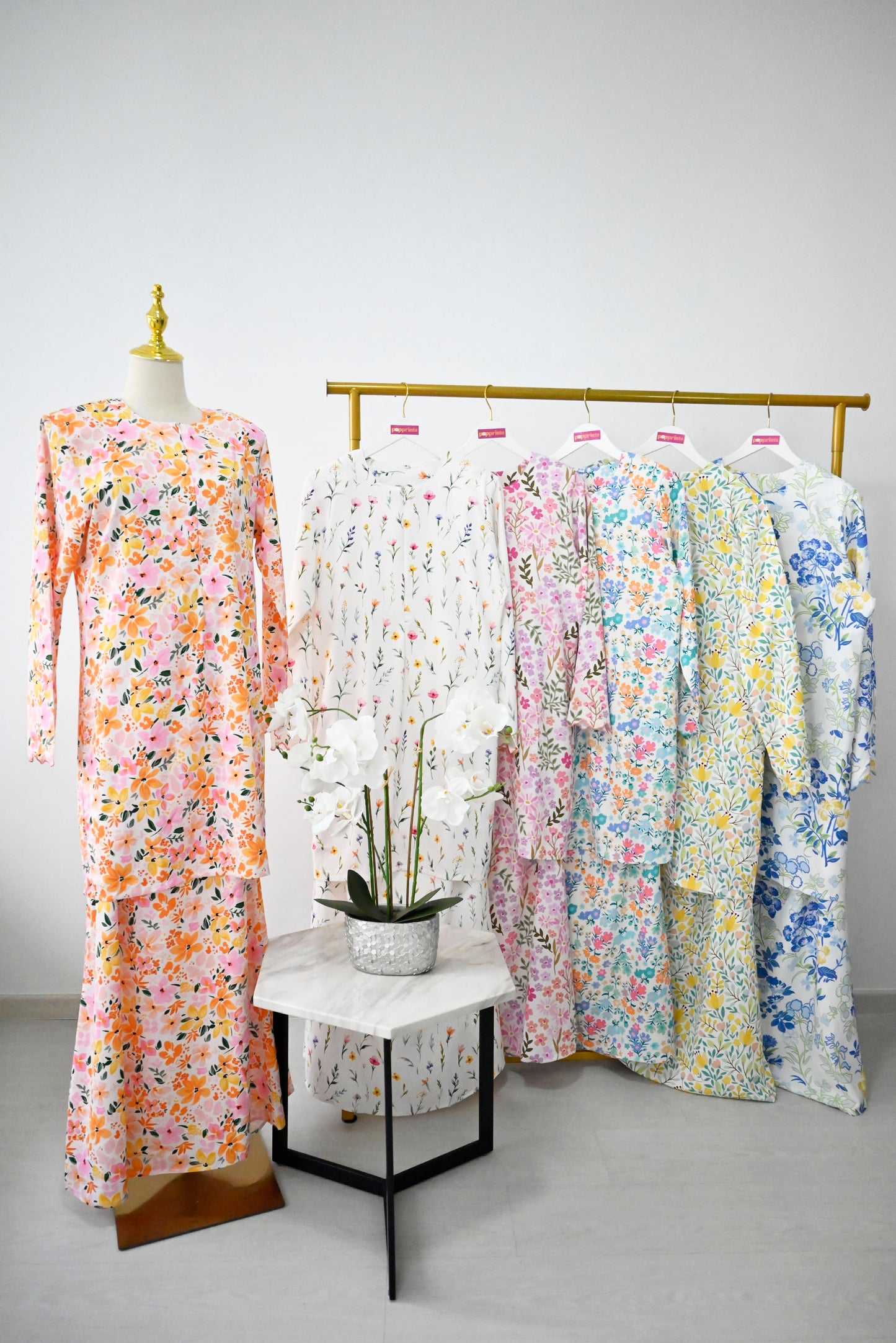 Bold Flora Kurung